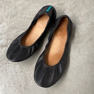 Tieks Black Leather Flats 9